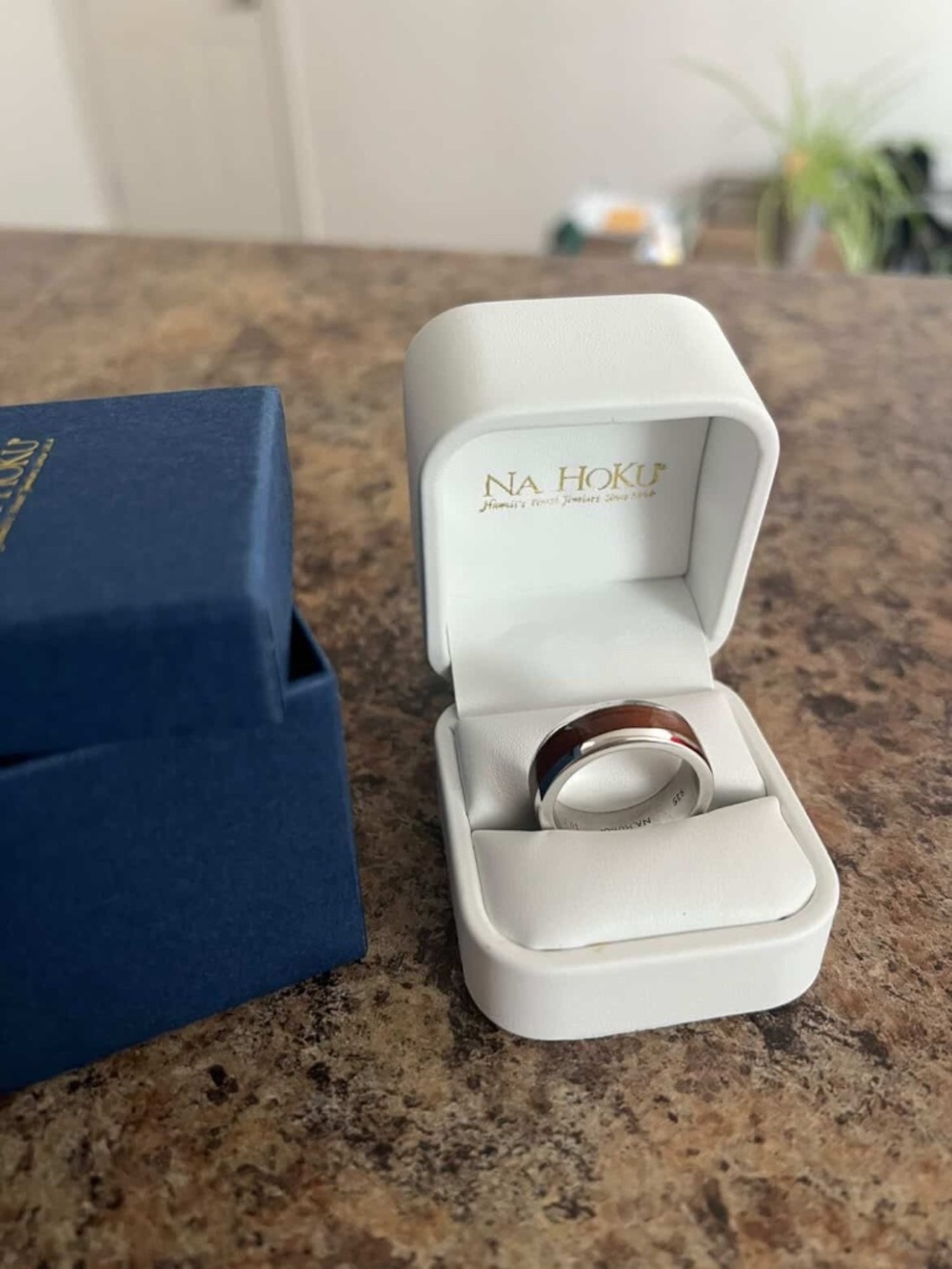 Men’s wedding band